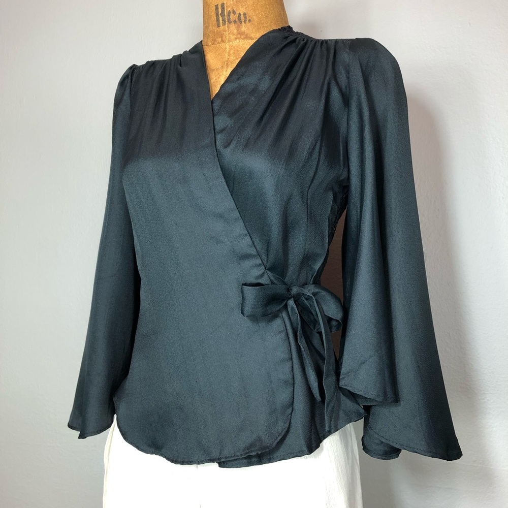 SOLD Vintage 70s Angel Sleeve Lace Open Back Wrap - Picture 2 of 7